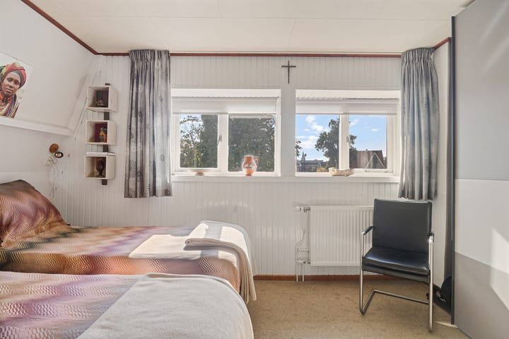Twee-onder-één-kap te koop: Dorpsstraat 449, Assendelft