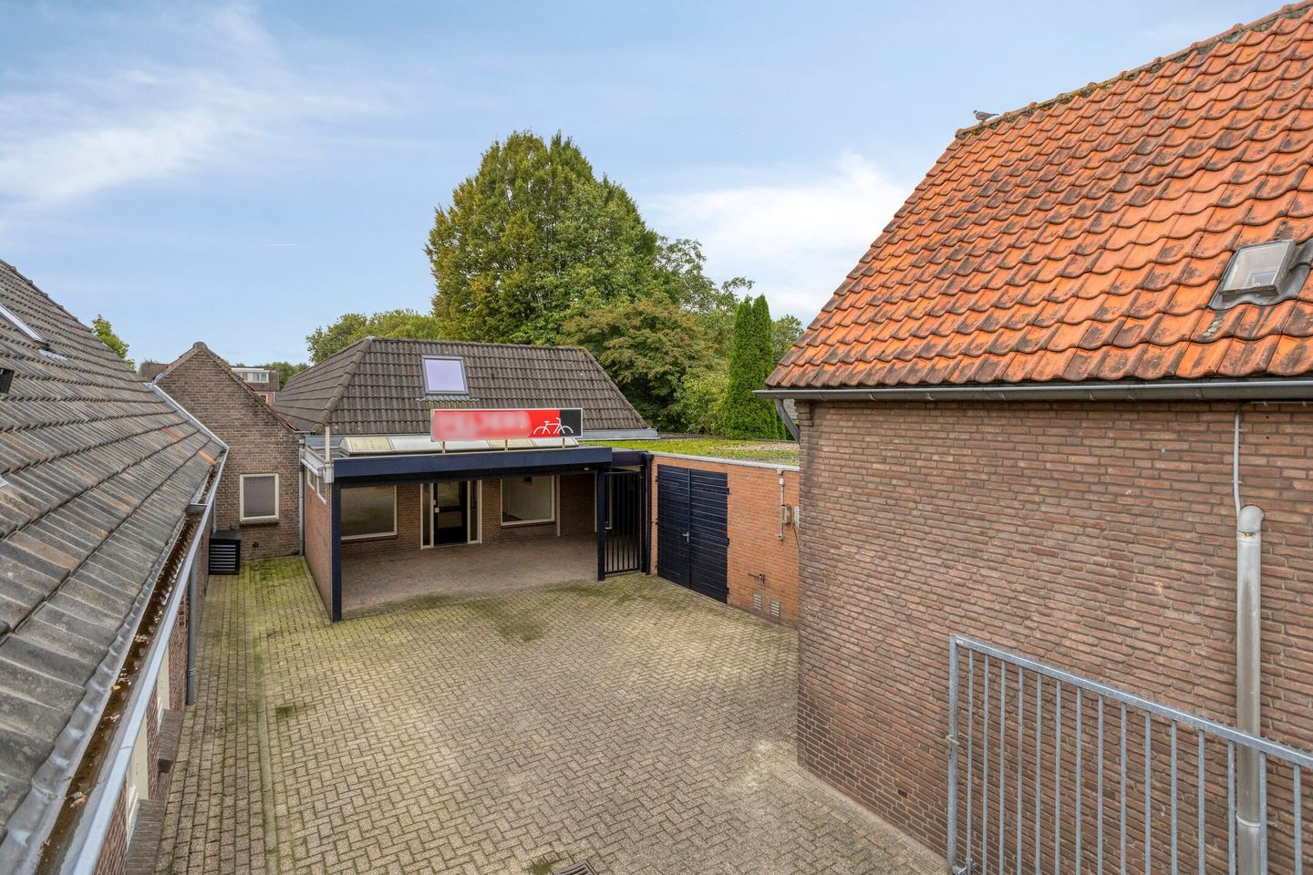 Bekijk foto 3 van Grotestraat 229