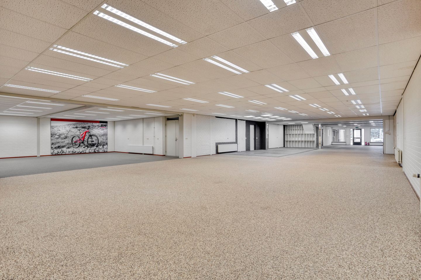 Bekijk foto 4 van Grotestraat 229