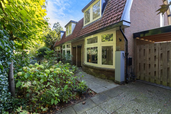 Foto 4 van van Oosthuyselaan 51