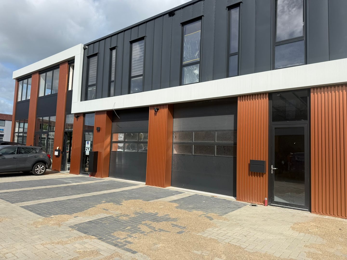 View photo 2 of Stephensonstraat 2-X