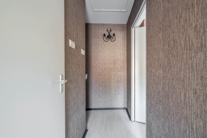 Tussenwoning te koop: Roomvatstraat 17, Purmerend