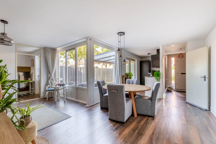 Tussenwoning te koop: Roomvatstraat 17, Purmerend