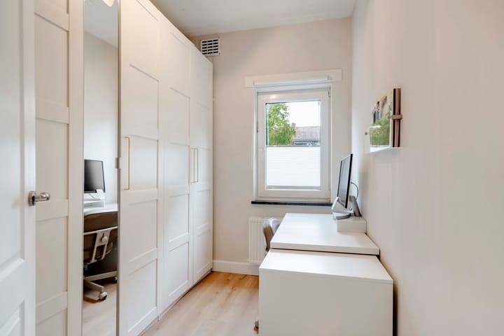 Appartement te koop: Prins Bernhardlaan 115, Voorburg