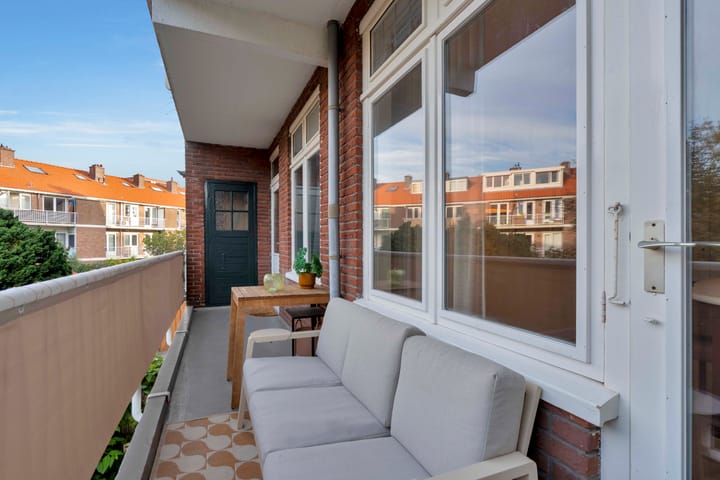 Appartement te koop: Prins Bernhardlaan 115, Voorburg