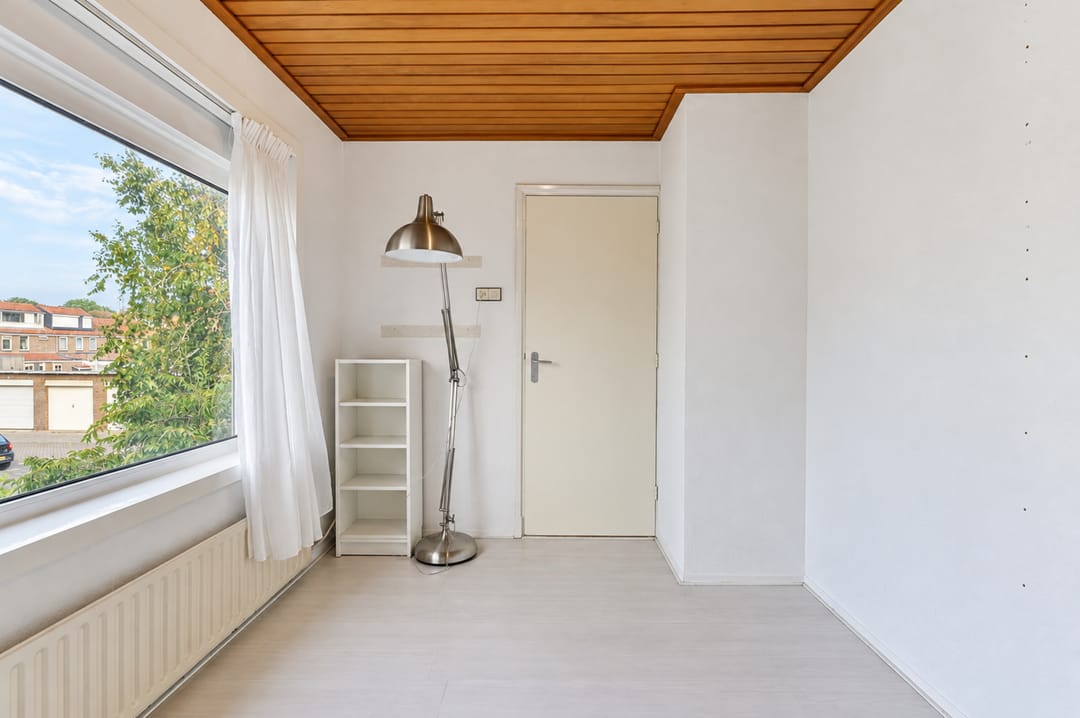Photo 16 of Cort van der Lindenstraat 22
