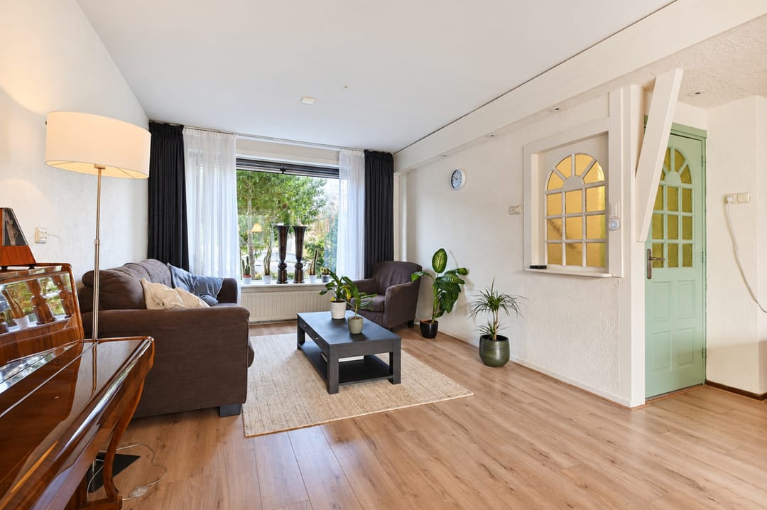 Photo 2 of Cort van der Lindenstraat 22