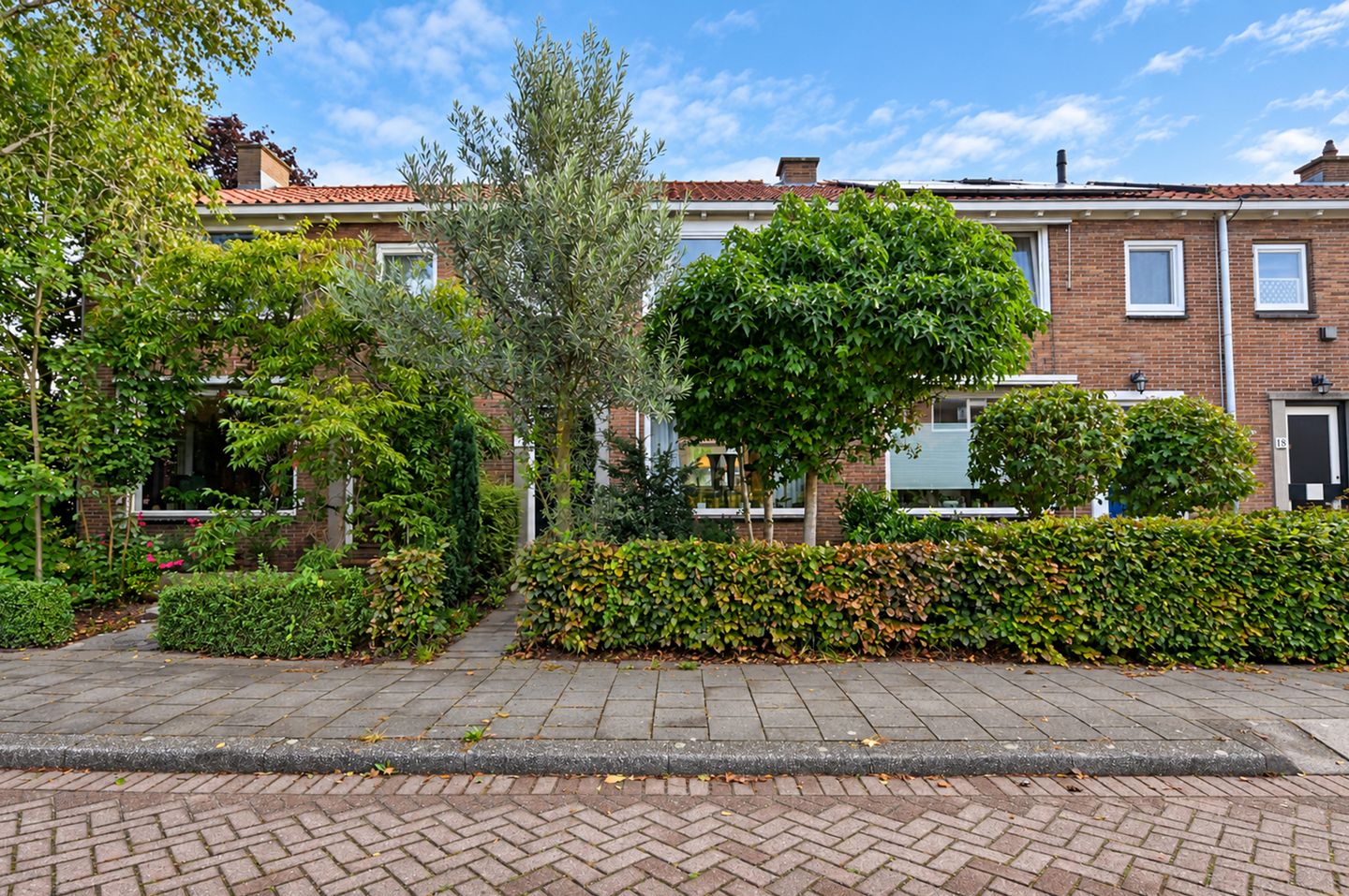 Photo 5 of Cort van der Lindenstraat 22