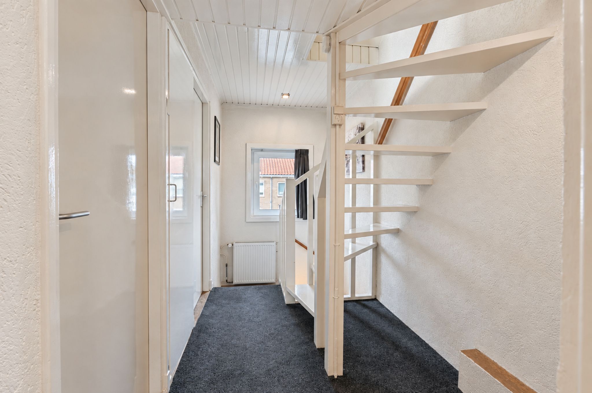 Photo 24 of Cort van der Lindenstraat 22