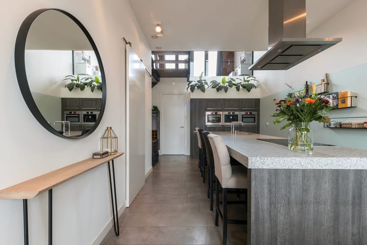 Tussenwoning te koop: Werf van Schouten 100, Dordrecht