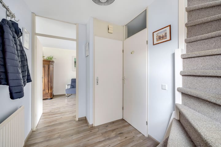 Tussenwoning te koop: Marshalllaan 11, Hellevoetsluis