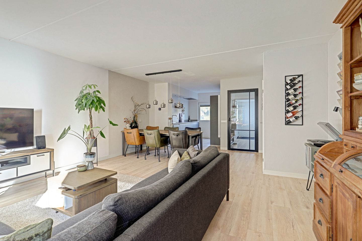 Photo 10 of Middelplaat 38