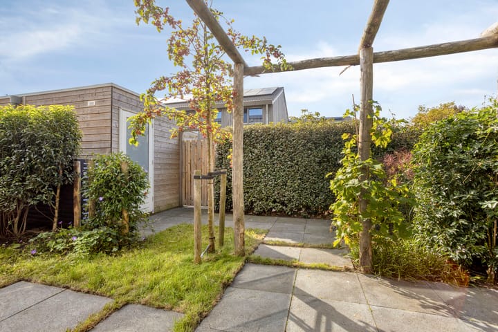 Hoekwoning te koop: Spoorstraat 153, Noord-Scharwoude