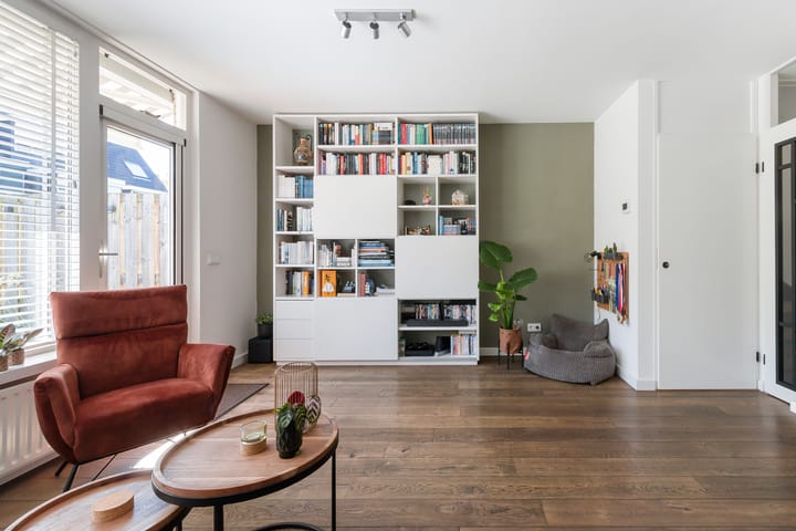 Tussenwoning te koop: Johanna Naber-erf 577, Dordrecht
