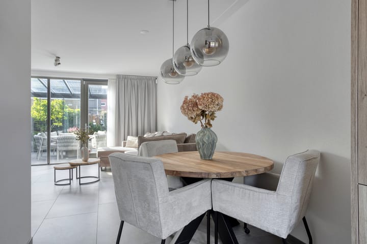 Hoekwoning te koop: Spoorstraat 153, Noord-Scharwoude