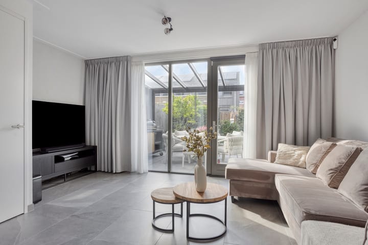 Hoekwoning te koop: Spoorstraat 153, Noord-Scharwoude