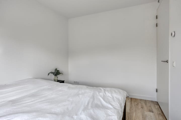 Hoekwoning te koop: Spoorstraat 153, Noord-Scharwoude