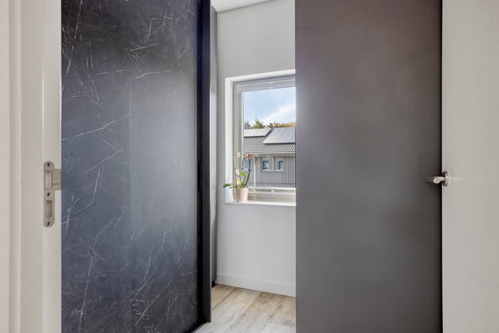 Hoekwoning te koop: Spoorstraat 153, Noord-Scharwoude