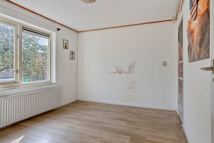 Tussenwoning te koop: Klaproosweg 6, Zwolle