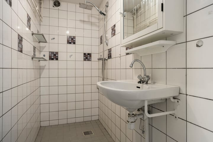 Tussenwoning te koop: Klaproosweg 6, Zwolle