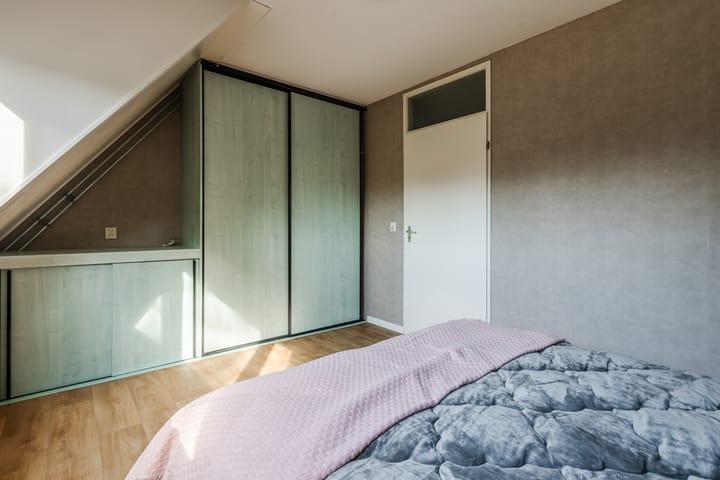 Twee-onder-één-kap te koop: Hobbemastraat 40, Ede