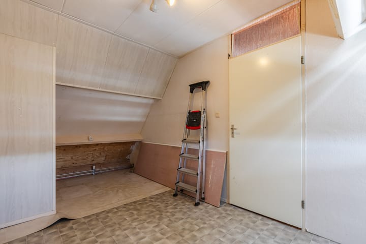 Twee-onder-één-kap te koop: Hobbemastraat 40, Ede