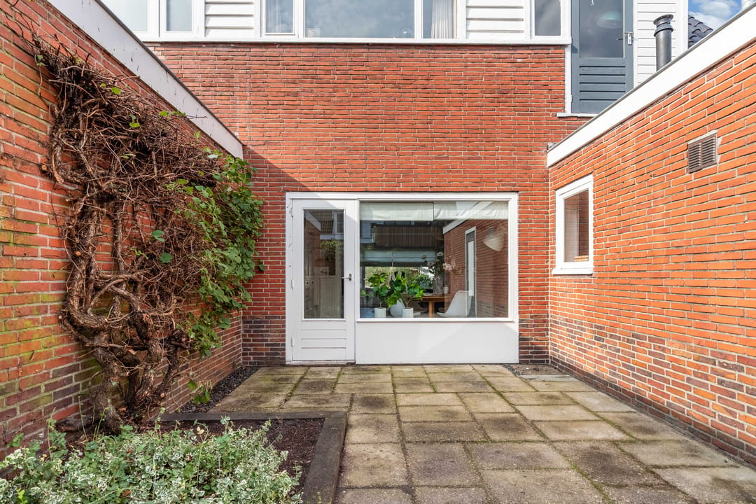 Photo 38 of van Maasdijkstraat 26