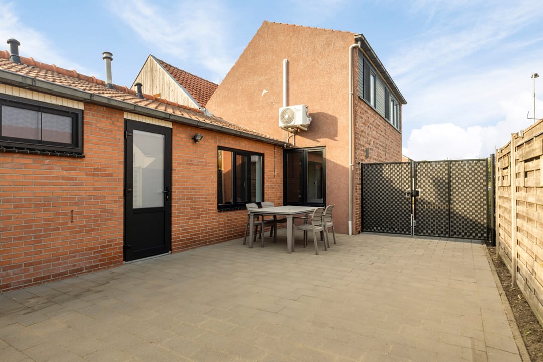 Photo 23 of Kerkstraat 27