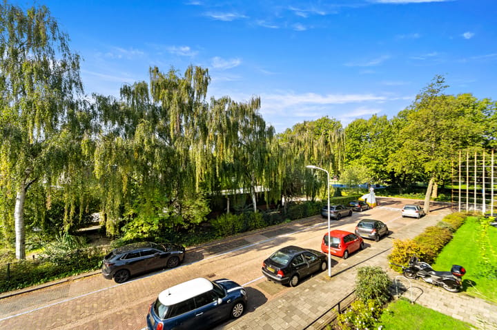 Appartement te koop: van Zegwaardstraat 382, Voorburg