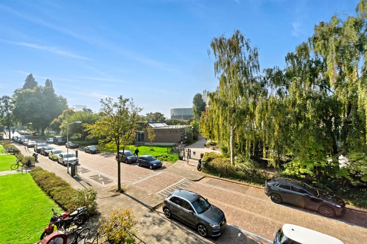 Appartement te koop: van Zegwaardstraat 382, Voorburg