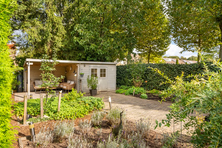 Hoekwoning te koop: Panheelstraat 2, Arnhem