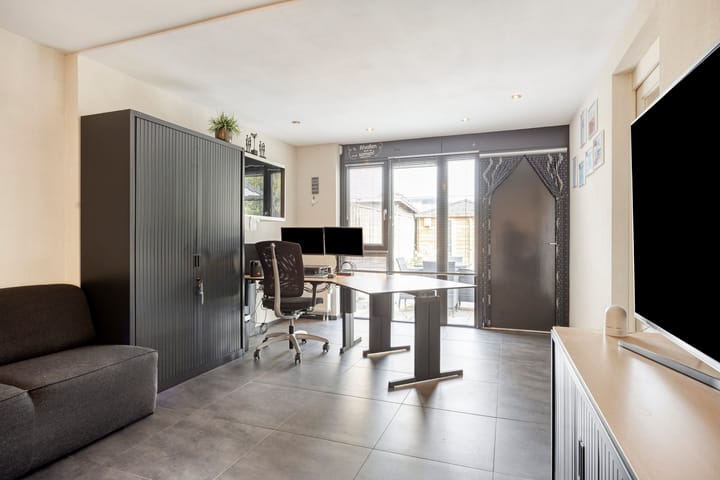 Tussenwoning te koop: Leeuwenstein 23, Udenhout