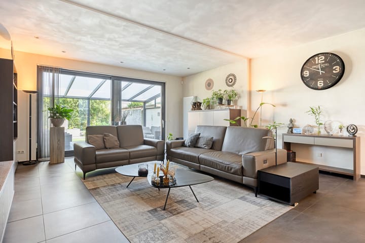 Tussenwoning te koop: Leeuwenstein 23, Udenhout