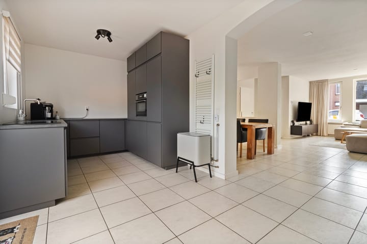 Tussenwoning te koop: Boegspriet 11, Maasbracht