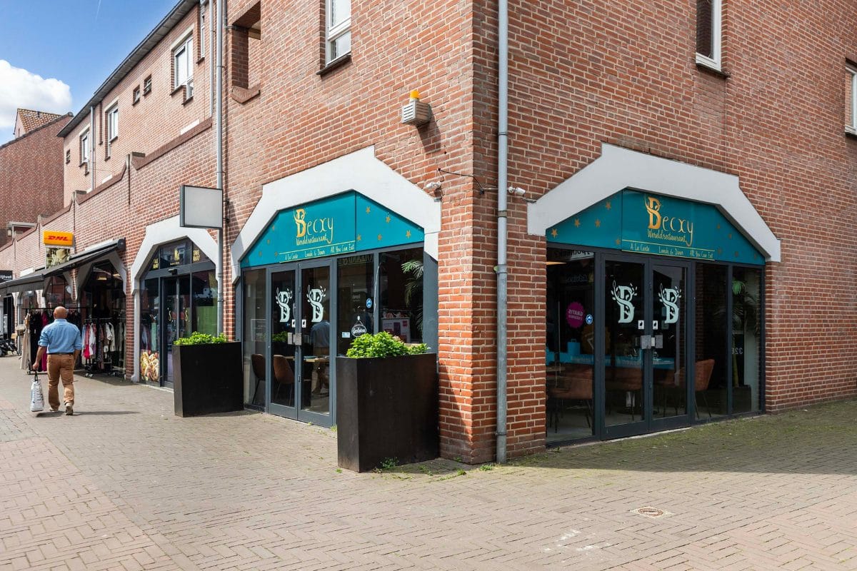 Bekijk foto 1 van De Eglantier 326