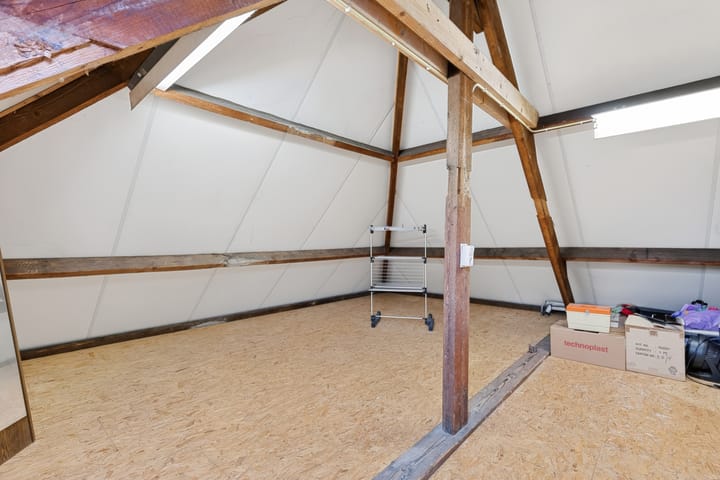Twee-onder-één-kap te koop: Hoog Geldrop 53, Geldrop