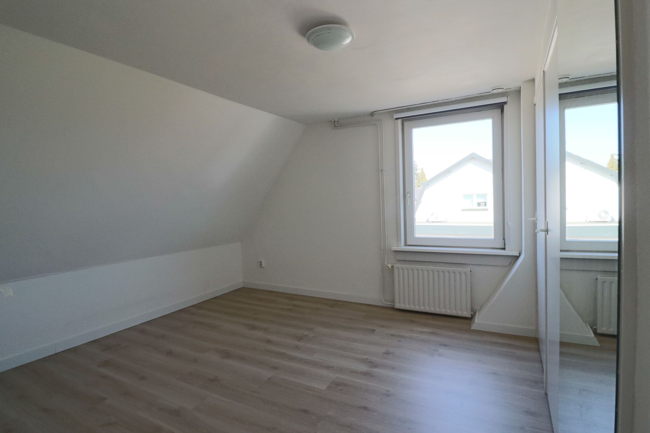 Photo 21 of Aalsmeerderweg 83