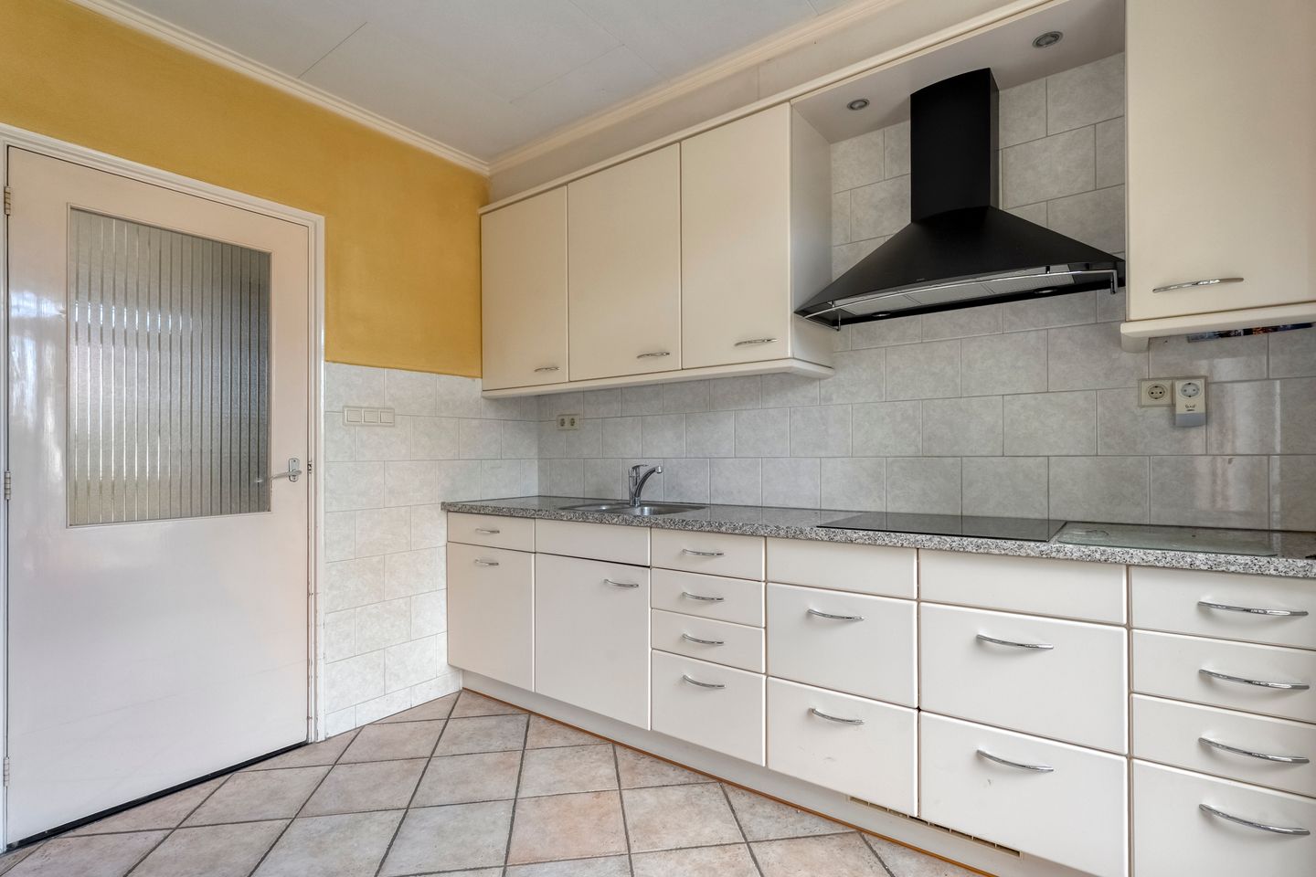 Photo 20 of Breestraat 17