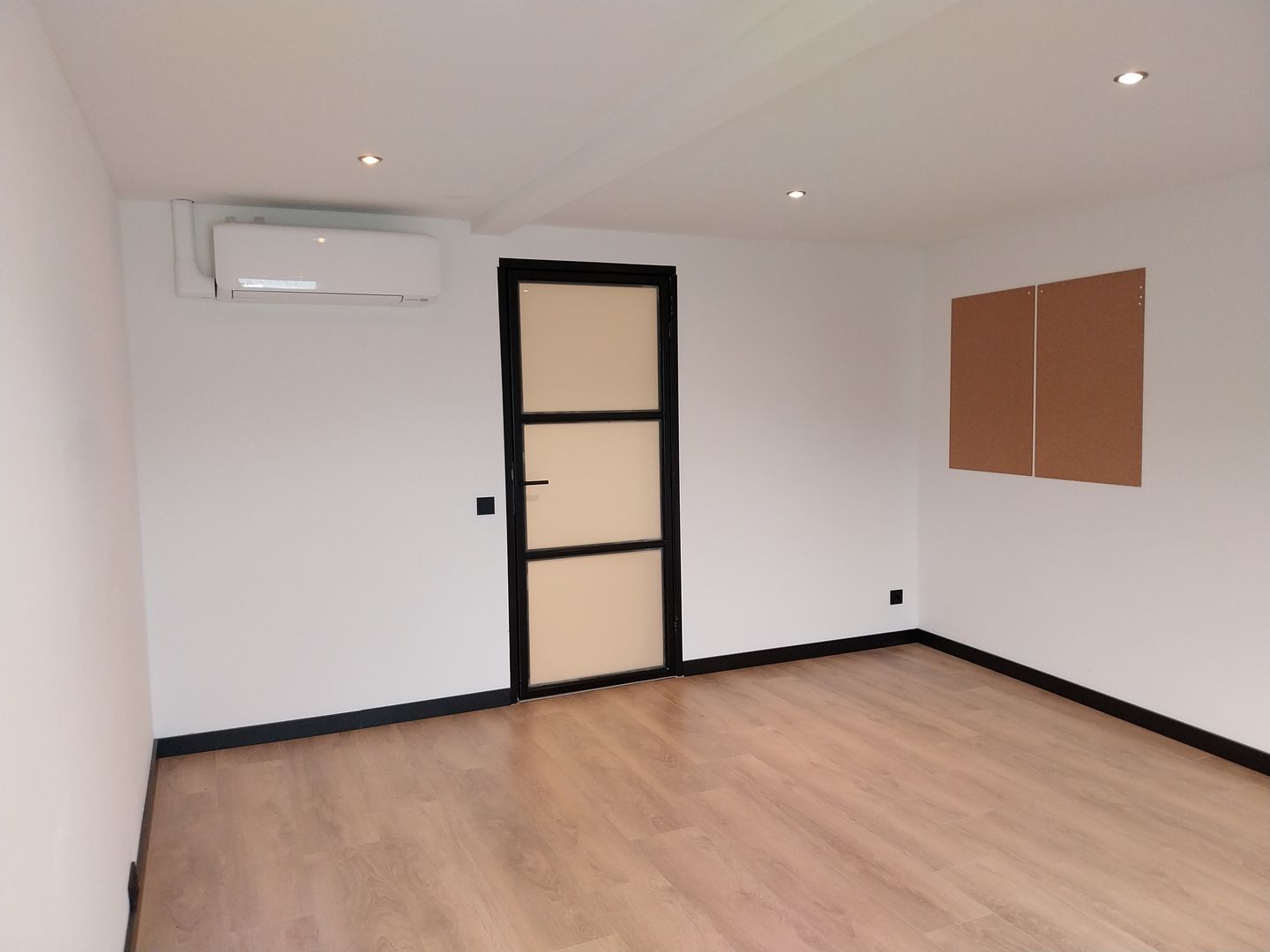 Bekijk foto 3 van St. Victorstraat 52-D