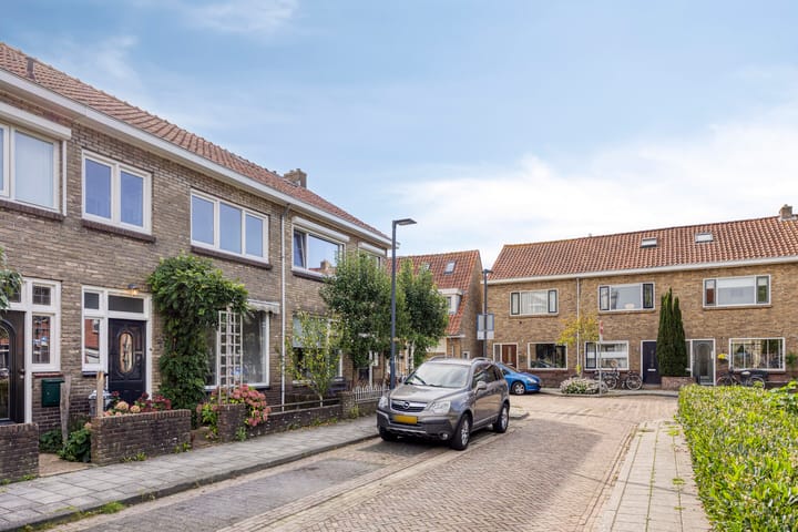 Tussenwoning te koop: Okmastraat 26, Kampen
