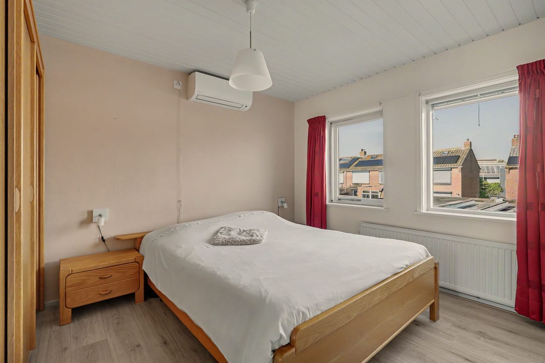 Photo 17 of M.D.de Grootstraat 81