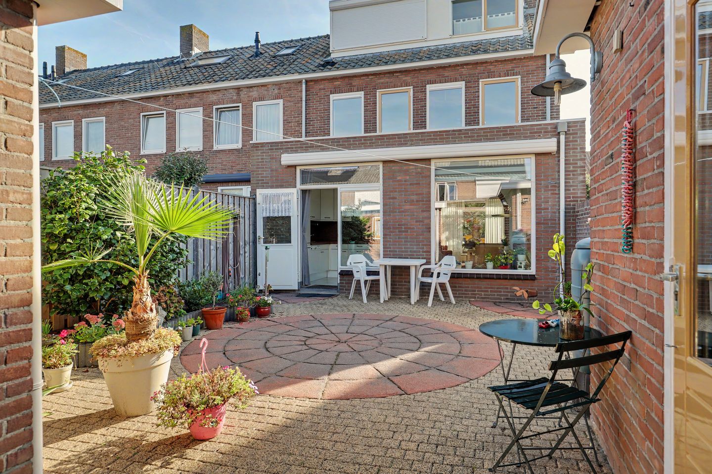 Photo 5 of M.D.de Grootstraat 81
