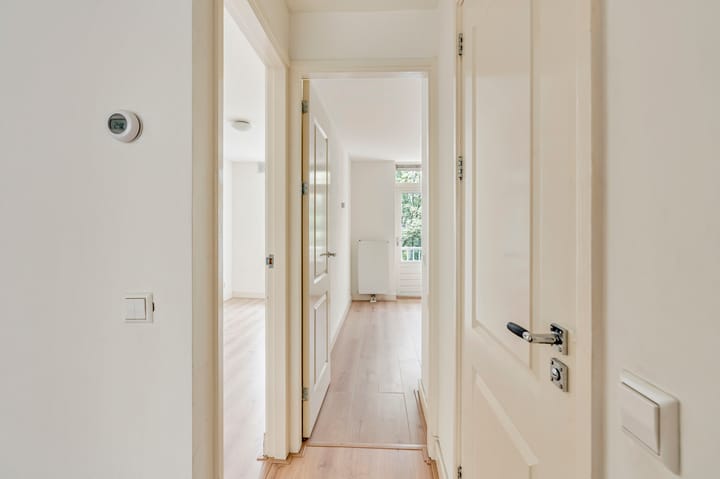Appartement te koop: Eerste van der Helststraat 72-1, Amsterdam