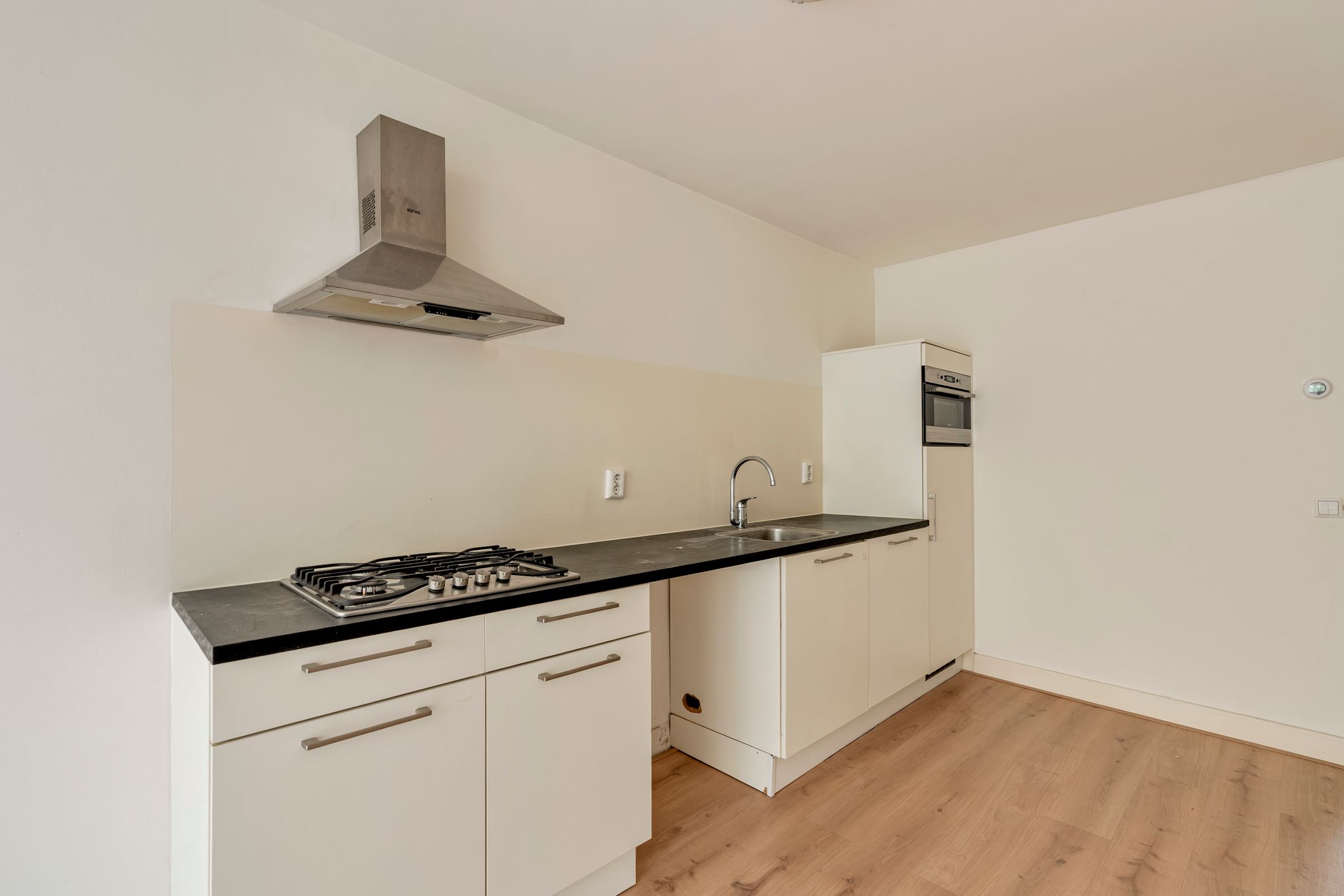 Photo 9 of Eerste Van der Helststraat 72-1