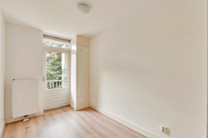 Appartement te koop: Eerste van der Helststraat 72-1, Amsterdam