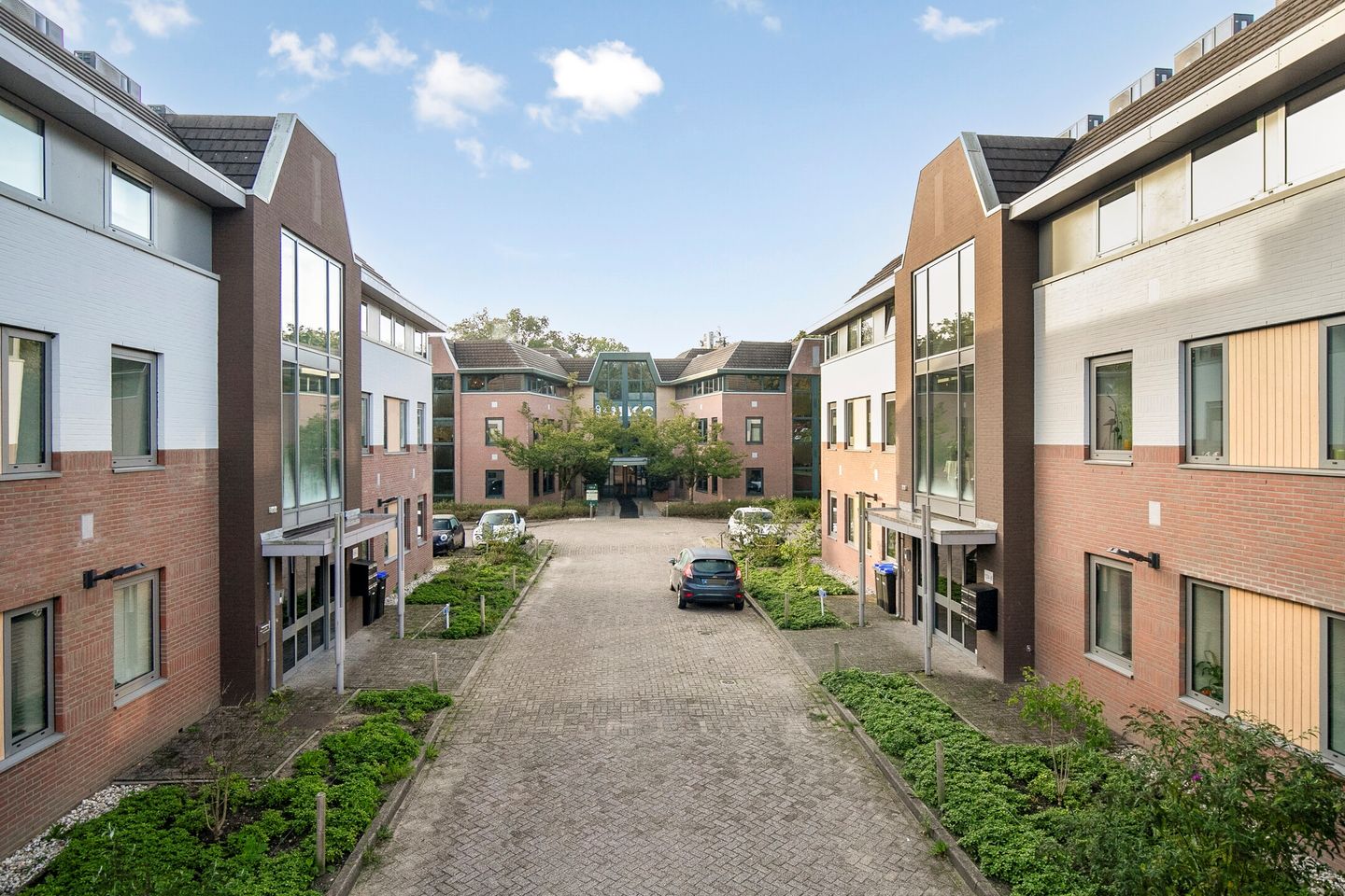 Bekijk foto 3 van Amersfoortsestraat 124-D