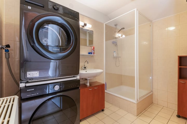 Tussenwoning te koop: Wim Lagendaalpad 32, Rotterdam