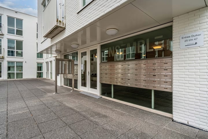 Appartement te koop: Duiker 89, Huizen