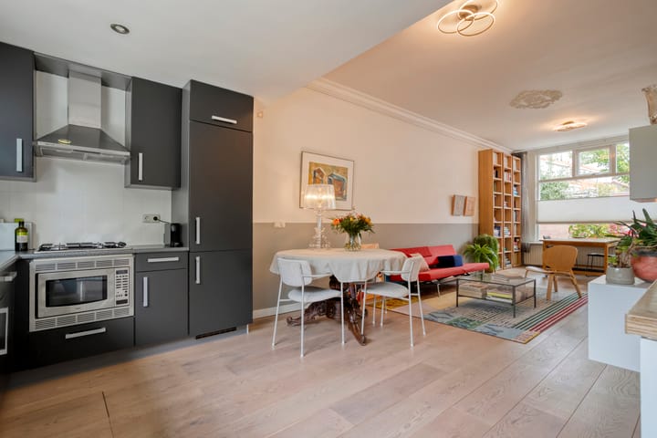 Hoekwoning te koop: Rozenstraat 15, Zwolle
