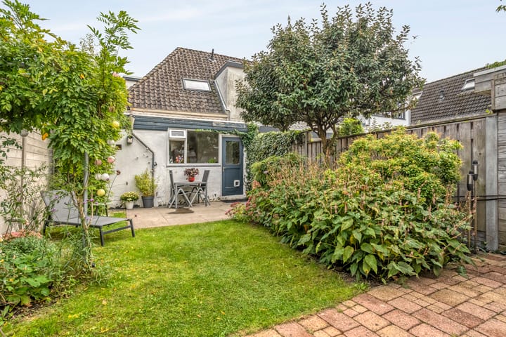 Hoekwoning te koop: Rozenstraat 15, Zwolle
